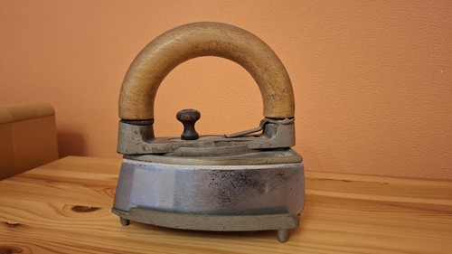 Bügeleisen antik vintage - antik, /